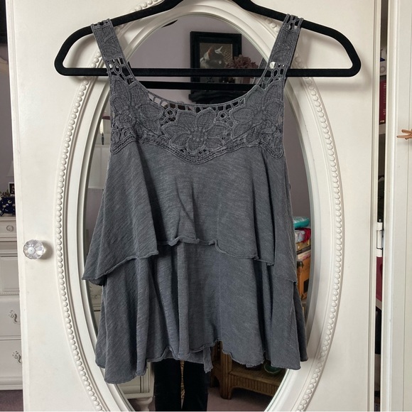 Gray top - Picture 2 of 5